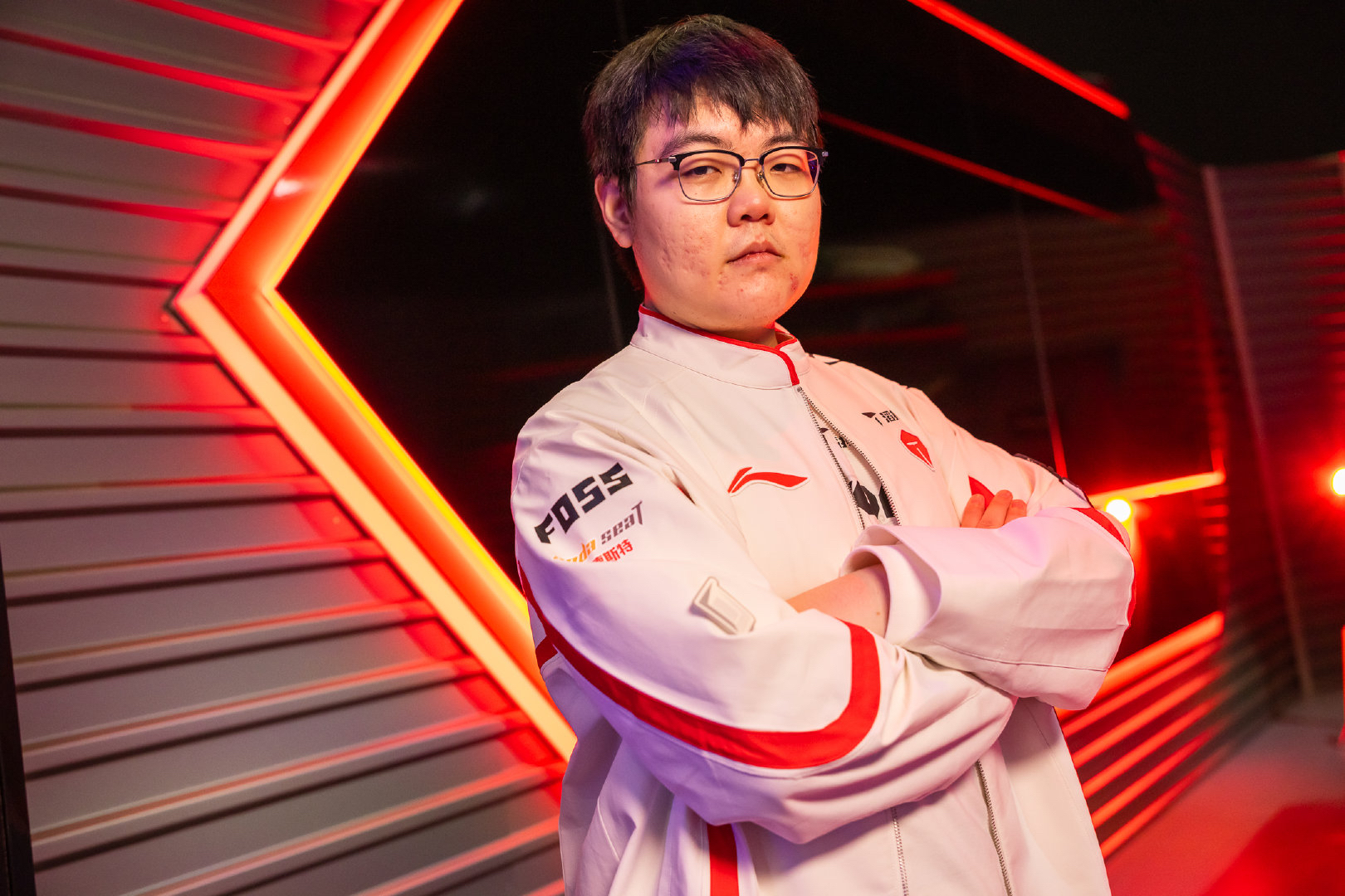 英雄联盟选手发挥出色,荣膺最佳MVP的简单介绍 英雄联盟选手发挥出色,荣膺最佳MVP的简单介绍