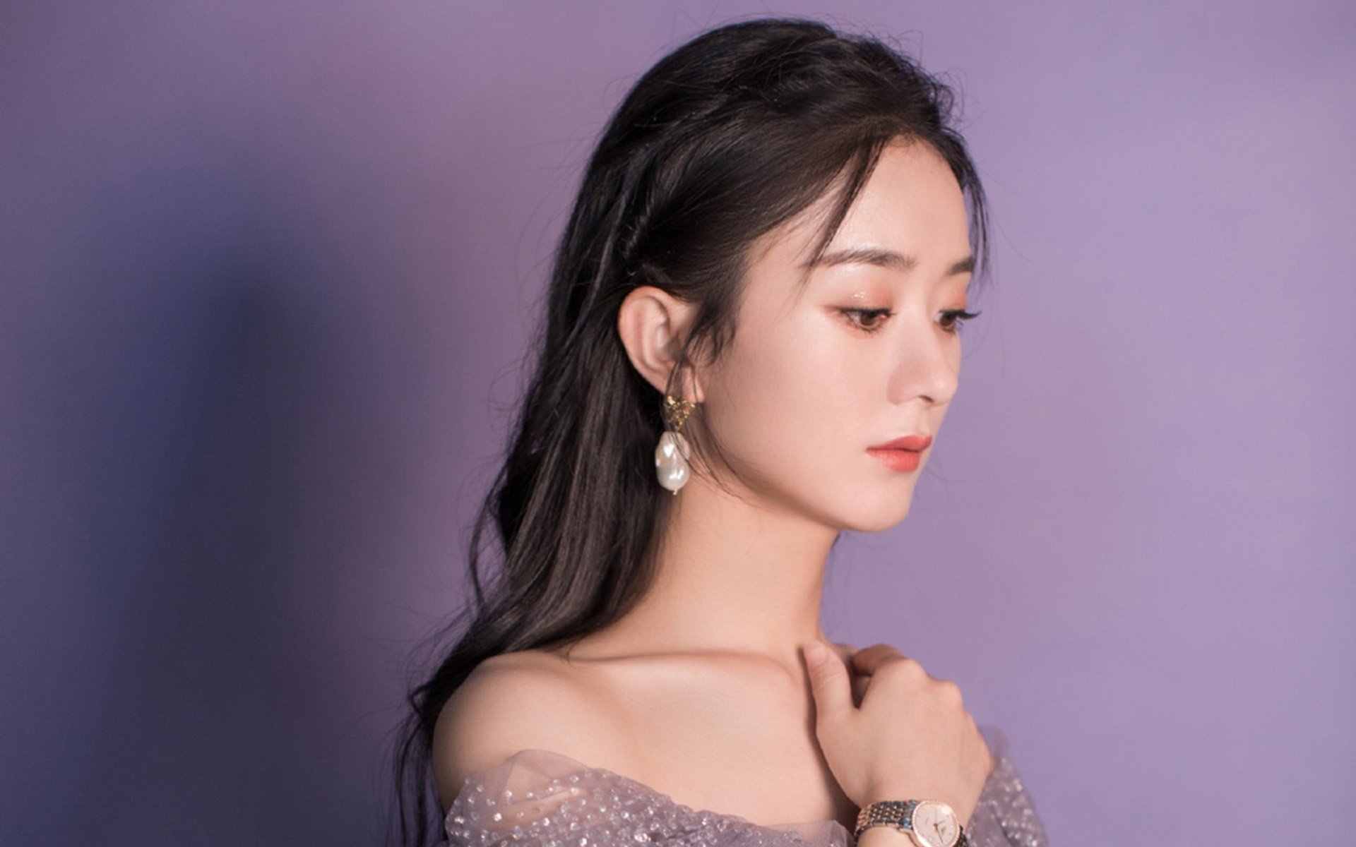 一场跨越次元的足球博弈，奥地利如何借梅西数字灵魂击溃里昂