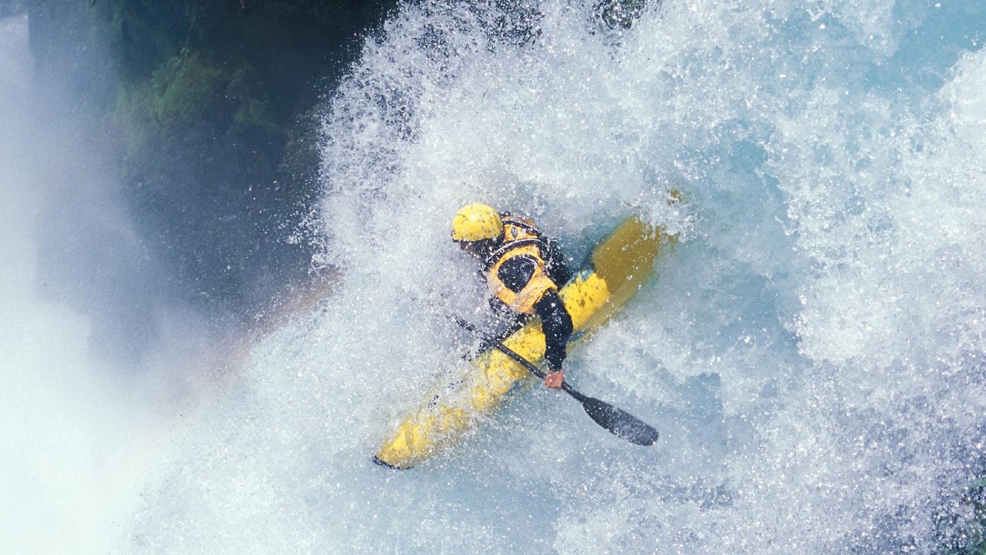 火箭强势晋级猛龙 班凯罗关键一击成比赛转折点