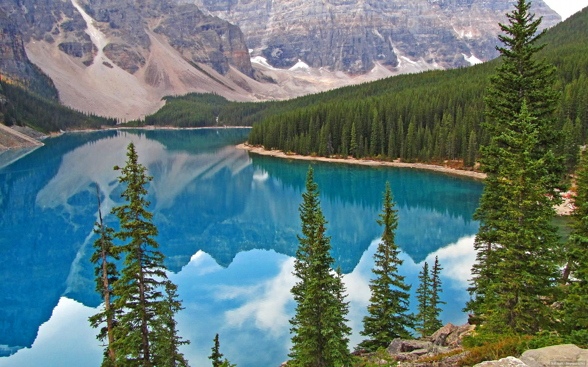 小舞台掀翻巨人，大心脏征服世界，真正的强者从不挑选舞台